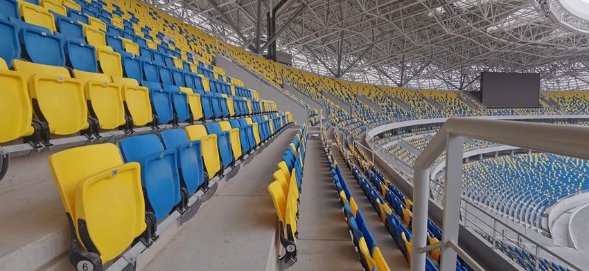 portable stadium seats